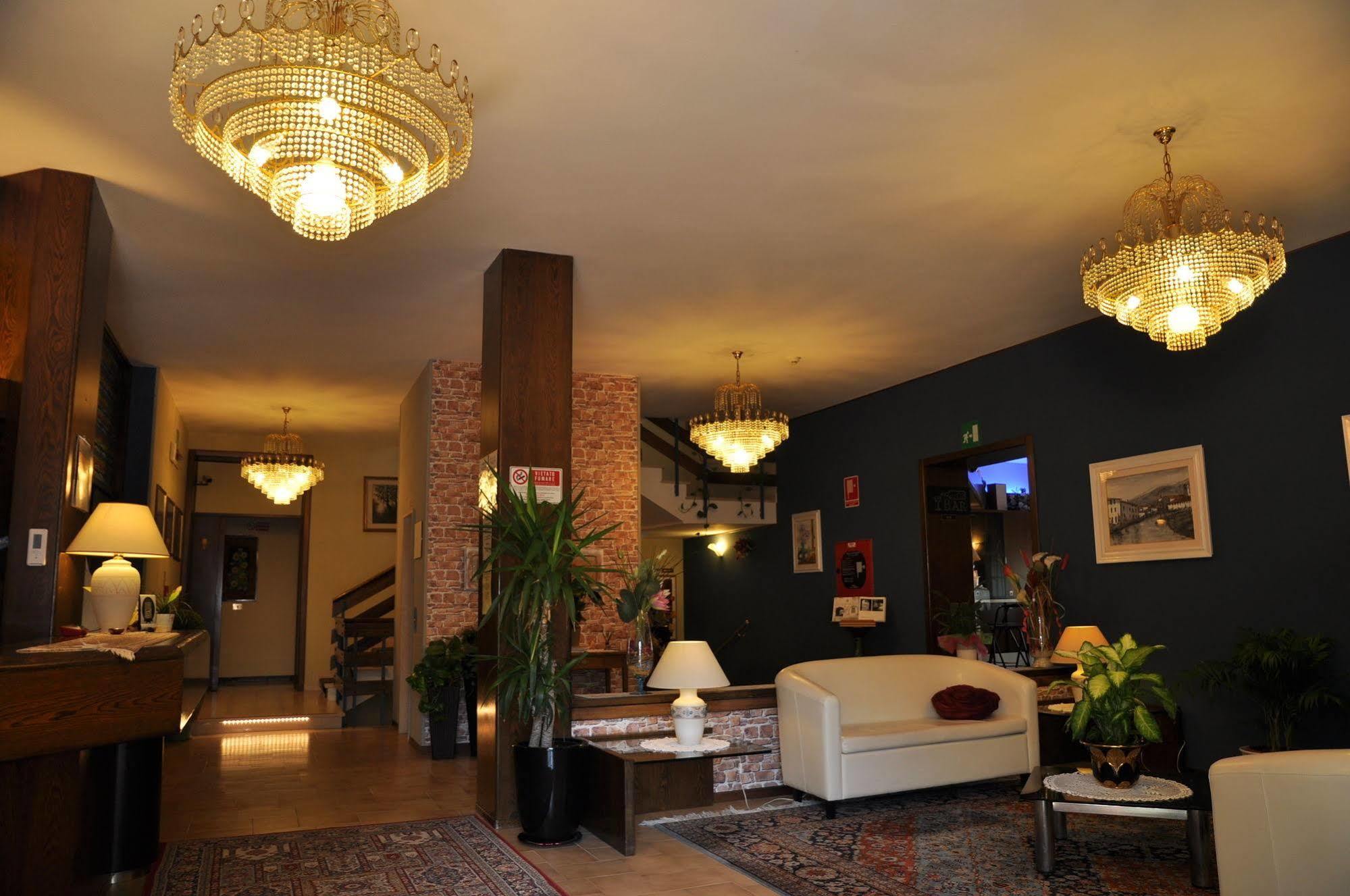 Hotel Firenze Chianciano Terme Exterior foto