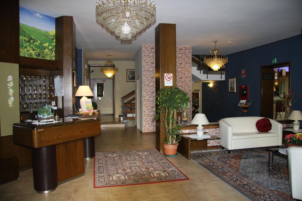 Hotel Firenze Chianciano Terme Exterior foto