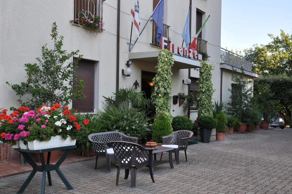 Hotel Firenze Chianciano Terme Exterior foto
