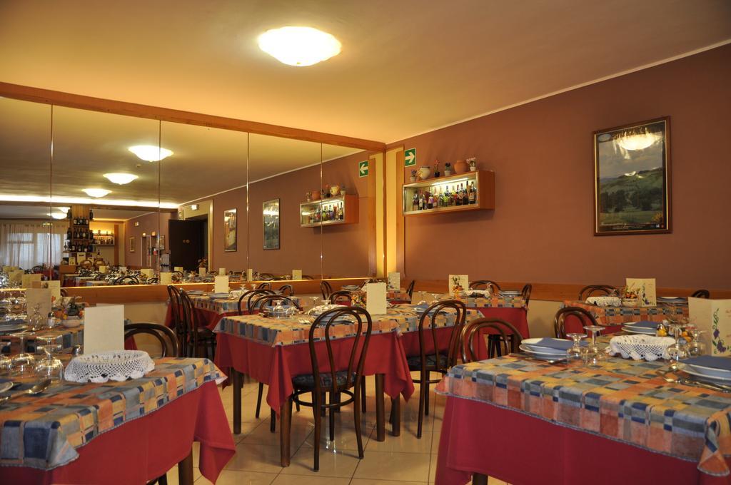Hotel Firenze Chianciano Terme Exterior foto