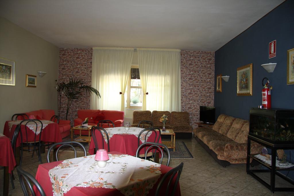Hotel Firenze Chianciano Terme Exterior foto